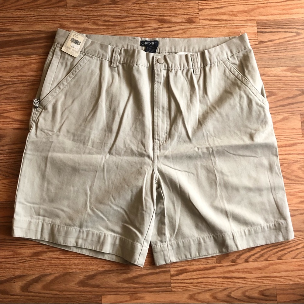 Men’s Cherokee Cargo Shorts NWT Size 42